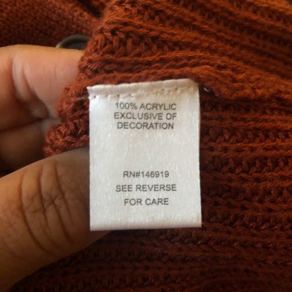 Button down sweater - Picture 4 of 4